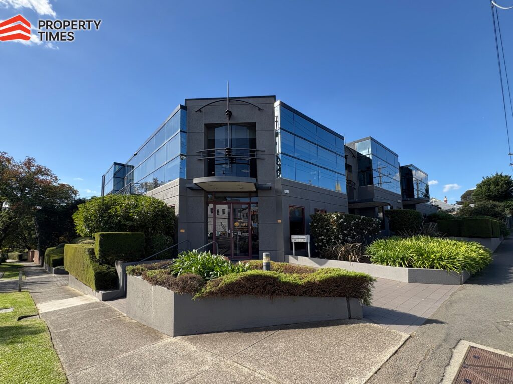 651 Canterbury Road,Surrey Hills, VIC 3127