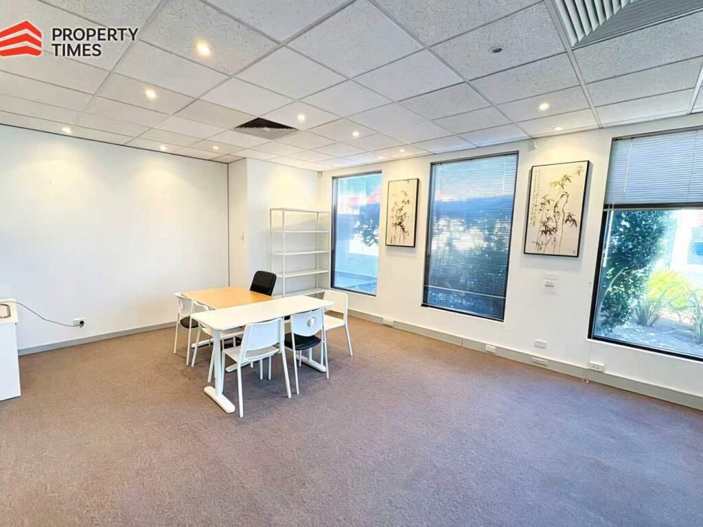 651 Canterbury Road,Surrey Hills, VIC 3127