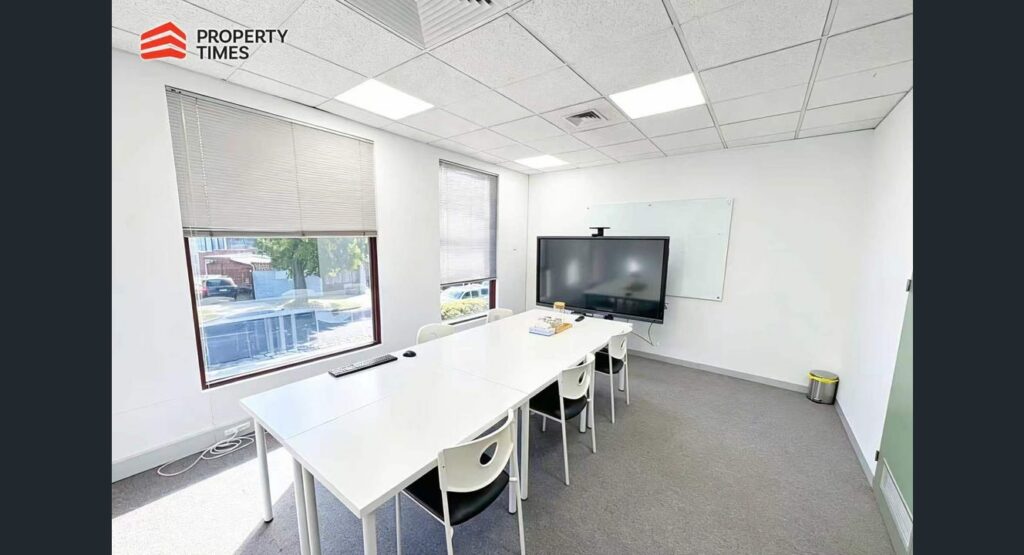 651 Canterbury Road,Surrey Hills, VIC 3127