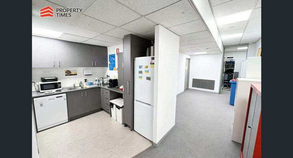 651 Canterbury Road,Surrey Hills, VIC 3127