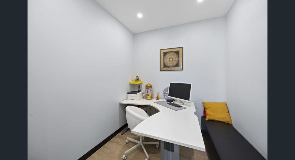 Shop 16, 160 Whitehorse Road,Blackburn, VIC 3130