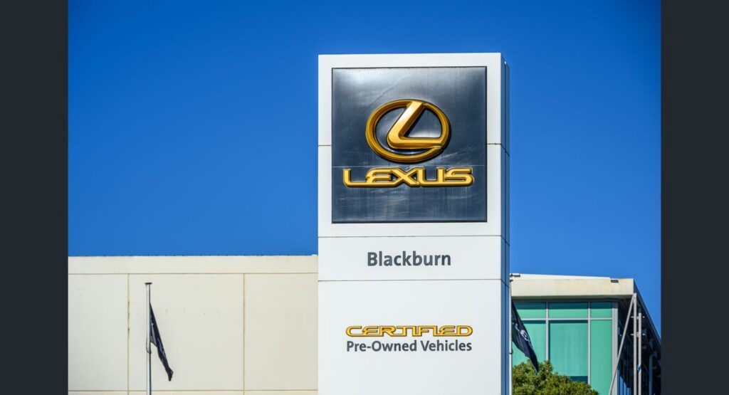 Shop 16, 160 Whitehorse Road,Blackburn, VIC 3130